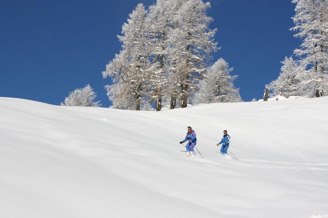 Camping Al Plan Dolomites Hotel Al Plan di Mareo Buitenkant foto